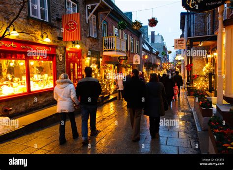 quebec city shopping street.